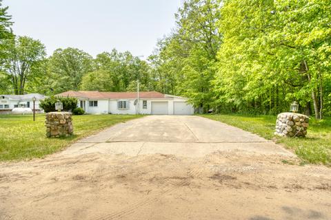 8961 N 23rd Ave, Bitely, MI 49309 photo 5