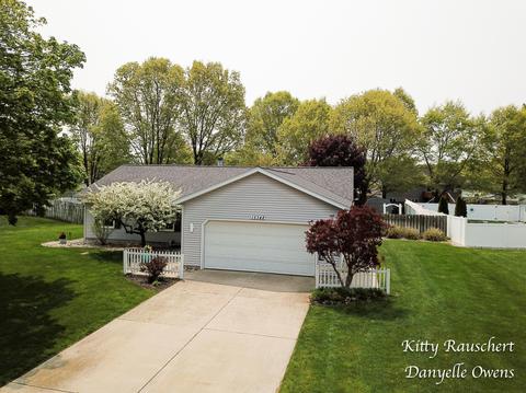 15348 Canary Dr, Grand Haven, MI 49417