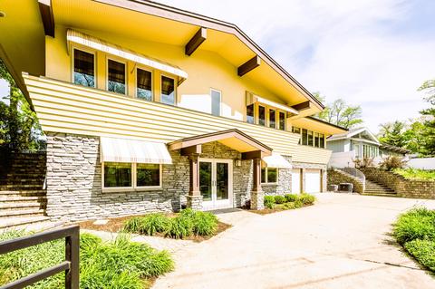 412 Marquette Dr, New Buffalo, MI 49117