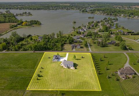 7385 Reed Rd, Onsted, MI 49265