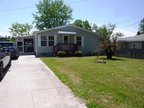 96 Coombs Ave, Coldwater, MI 49036