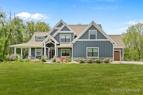 7555 Sunfish Ridge Dr, Rockford, MI 49341