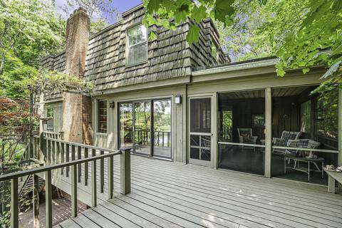 428 Lewis Ln, Fremont, MI 49412