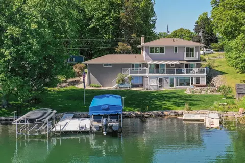 70803 Wayne St, Union, MI 49130