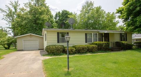 30 W Lynwood Blvd, Hillsdale, MI 49242