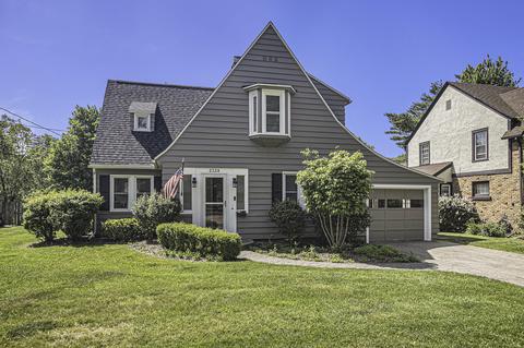 2328 Tipperary Rd, Kalamazoo, MI 49008