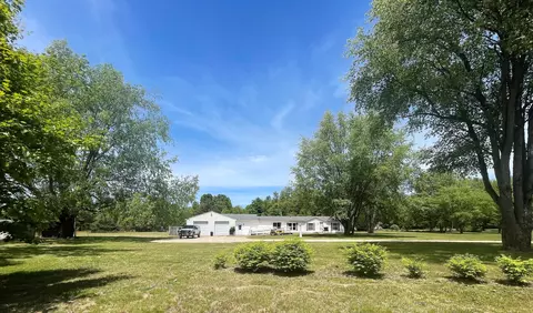46 67th St, South Haven, MI 49090 photo 3