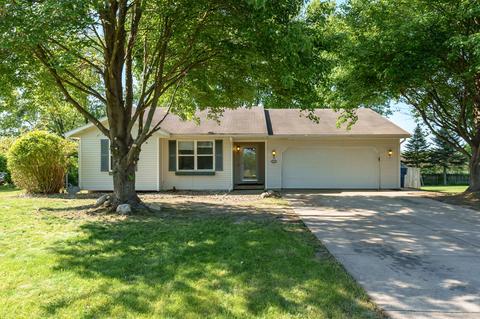 2847 Hickory Nut Ln, Kalamazoo, MI 49004