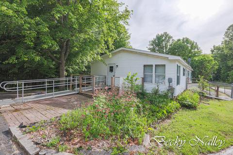 7255 Cedar Creek Rd, Delton, MI 49046