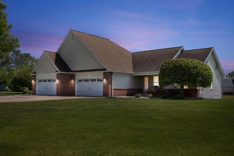 3228 Nighthawk Ln, Battle Creek, MI 49015