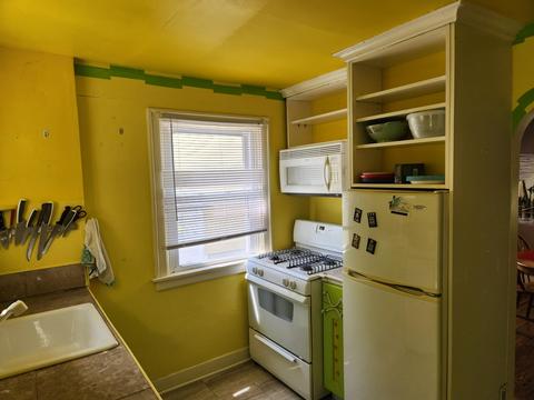 549 Seymour Ave, Jackson, MI 49202 photo 10