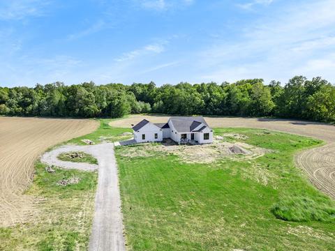 9200 Us Highway 12, New Buffalo, MI 49117