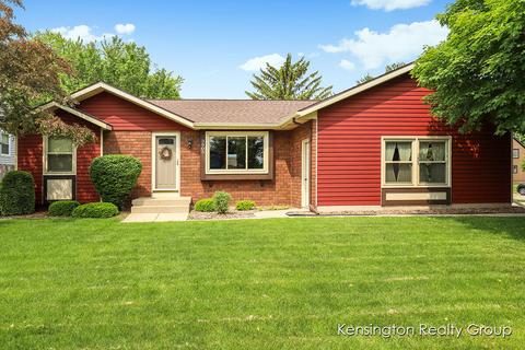 3905 Thunderbird Ave SW, Grandville, MI 49418