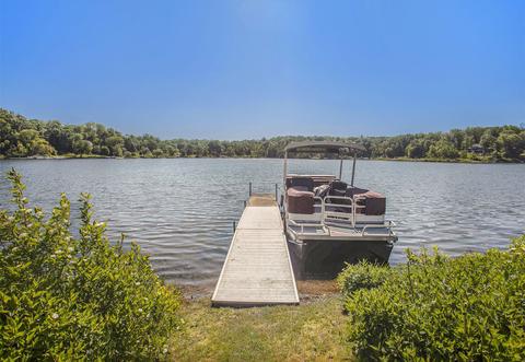 407 Midlakes Blvd, Plainwell, MI 49080 photo 5
