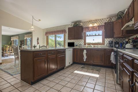407 Midlakes Blvd, Plainwell, MI 49080 photo 21