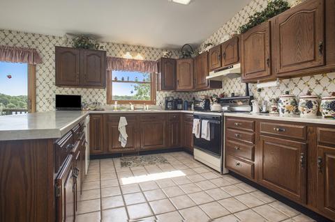 407 Midlakes Blvd, Plainwell, MI 49080 photo 19