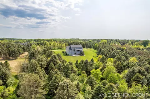 4123 135th Ave, Hamilton, MI 49419