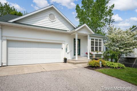 15009 Saddlebrook Trl #53, Spring Lake, MI 49456
