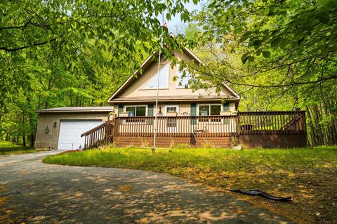 10055 Timberlane Dr, Stanwood, MI 49346