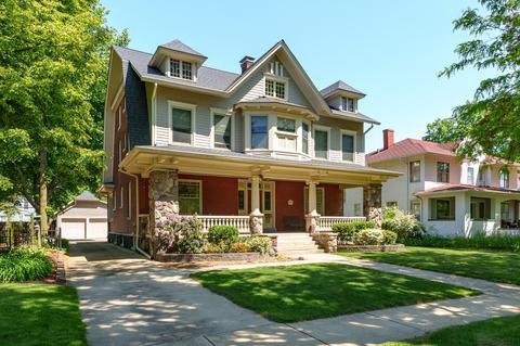 66 Orchard Pl, Battle Creek, MI 49017