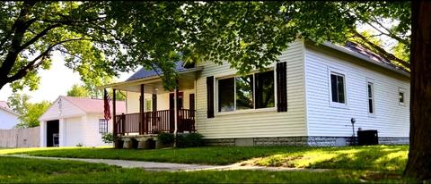 422 Forest St, Charlotte, MI 48813