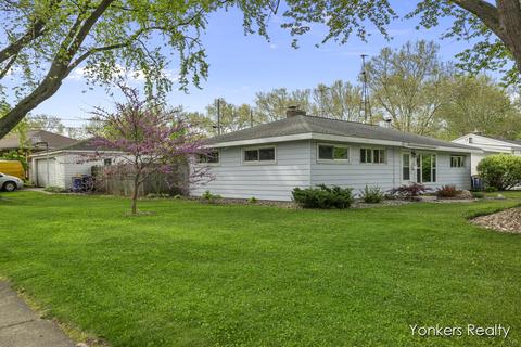 2514 Monroe Ave NE, Grand Rapids, MI 49505