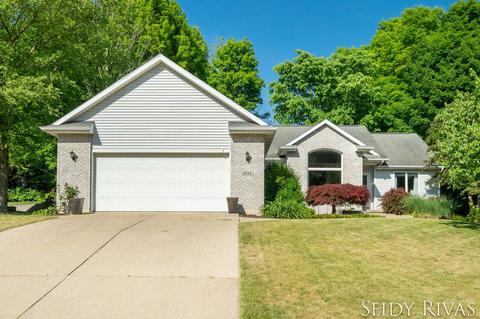 5352 Cottondale St SW, Wyoming, MI 49519