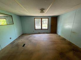 24983 E Point Dr, Mattawan, MI 49071 photo 12