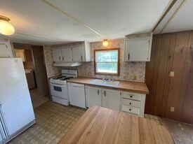 24983 E Point Dr, Mattawan, MI 49071 photo 10