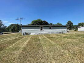 24983 E Point Dr, Mattawan, MI 49071 photo 3