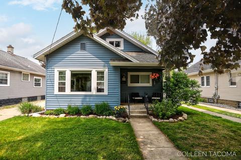 129 Conrad St NE, Grand Rapids, MI 49505