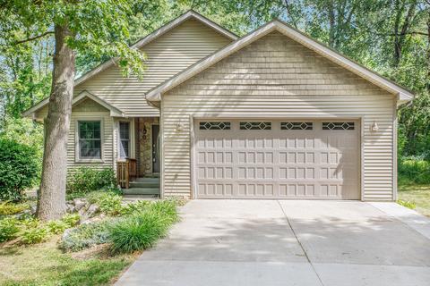 4196 D Ave W, Kalamazoo, MI 49009