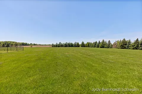 2887 N Johnson Rd, Belding, MI 48809 photo 55