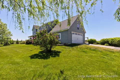 2887 N Johnson Rd, Belding, MI 48809 photo 3