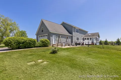 2887 N Johnson Rd, Belding, MI 48809 photo 48