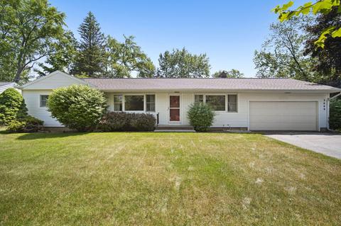 3009 Willoway Dr, Jackson, MI 49201