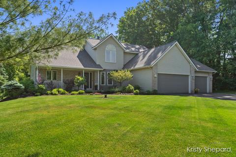 4612 Sunflower Ridge Dr NE, Ada, MI 49301