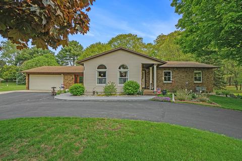 1374 Brown Rd, Manistee, MI 49660
