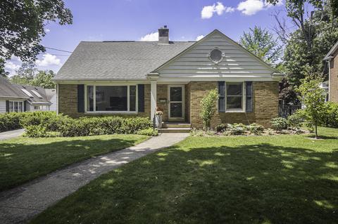 2514 Glenwood Dr, Kalamazoo, MI 49008
