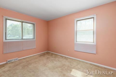475 Adapointe Dr SE, Ada, MI 49301 photo 15