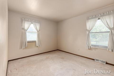 475 Adapointe Dr SE, Ada, MI 49301 photo 13