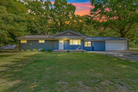 9086 Chief St, Reading, MI 49274