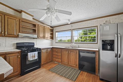 2132 Chapel Rd, Parma, MI 49269 photo 12