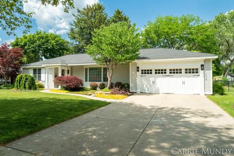 123 E 29th St, Holland, MI 49423