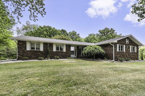 3126 N Stewart Rd, Charlotte, MI 48813