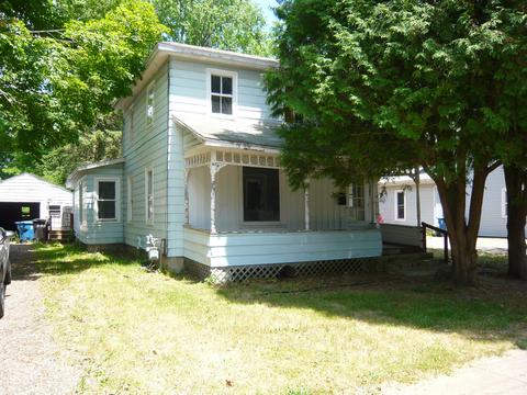 41 E Montgomery St, Coldwater, MI 49036