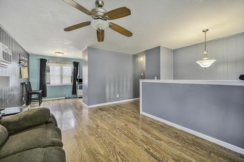 4027 Honeysuckle Dr, Jackson, MI 49201 photo 4