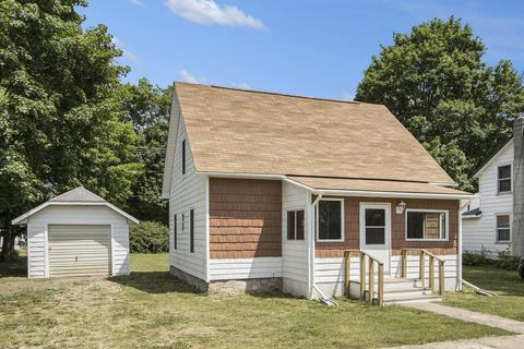 219 E North St, Marcellus, MI 49067