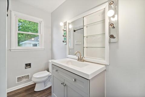 208 E Main, Hanover, MI 49241 photo 22
