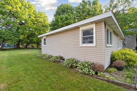208 E Main, Hanover, MI 49241 photo 3